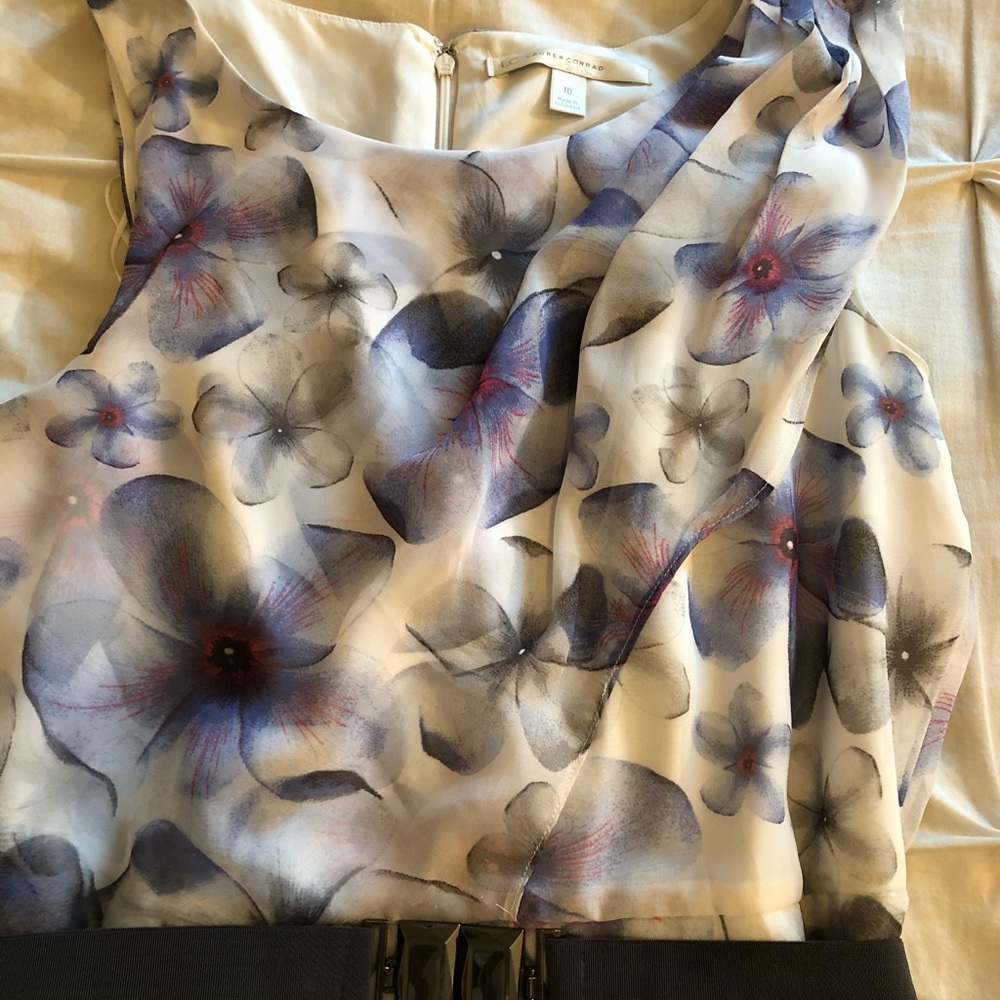 Dress - Picture 3 of 7